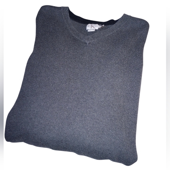 Men's Calvin Klein Cotton V neck Sweater. Dark Grey. Size Large - Picture 2 of 6